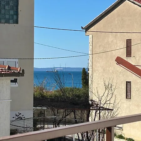 Split Breeze * Podstrana